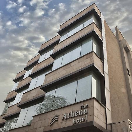 Hotel Athena Нью-Дели Экстерьер фото