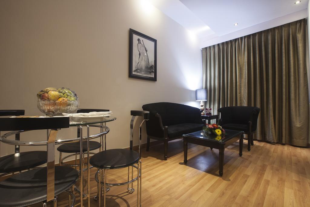 Hotel Athena Нью-Дели Номер фото