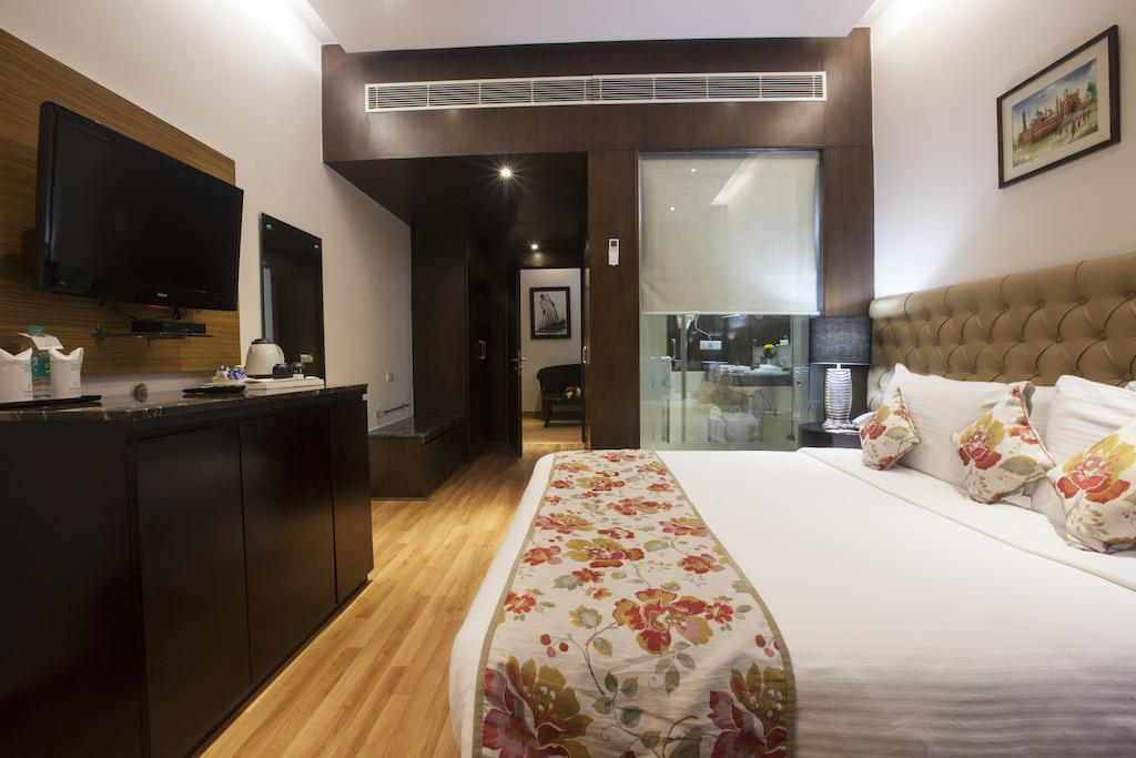 Hotel Athena Нью-Дели Номер фото