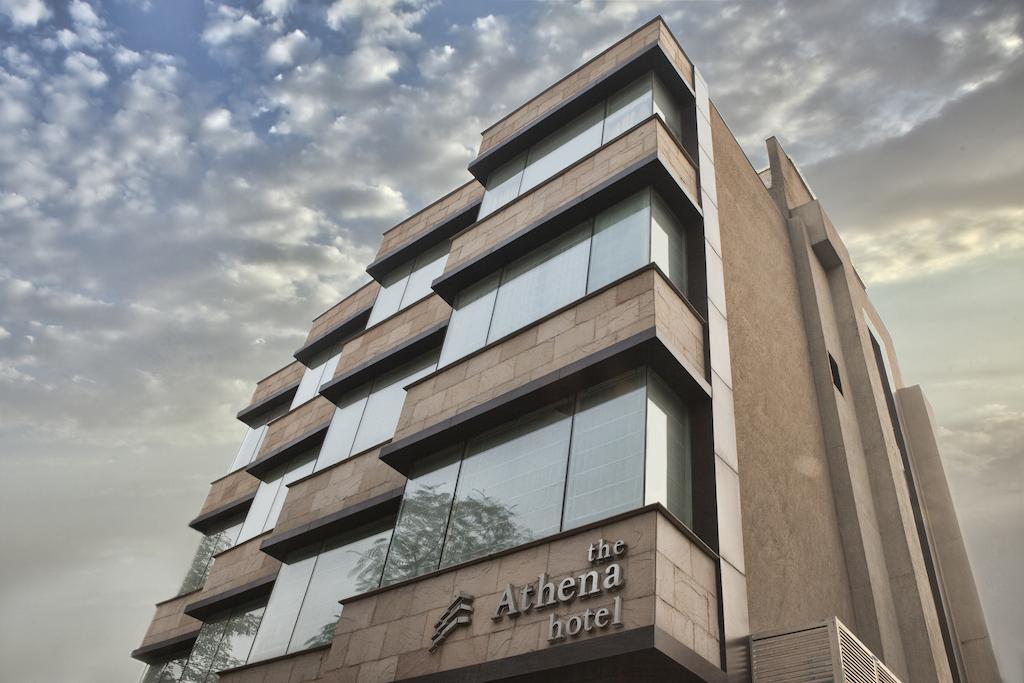 Hotel Athena Нью-Дели Экстерьер фото